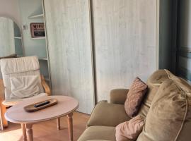 Independent 27 m4 space, хотел в Vautorte