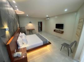 HOTEL OSHO, hotelli kohteessa Santa Cruz de la Sierra