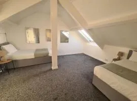 Lovely four bed Roker house