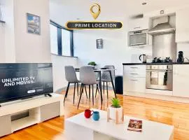 York City Centre 1-Bed Flat - Steps to Everything