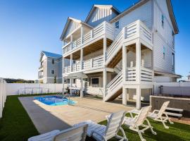 Luxury Corolla Home 3 Mins to Beach & Lake Views、カローラのホテル