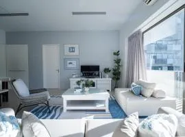 By The Sea Haven 2BR 6pax