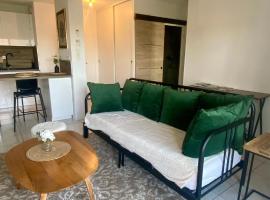 Porte de Saint Émilion, hotel v destinaci Coutras