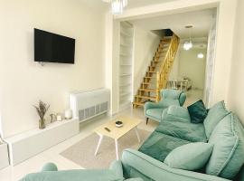 BR's New Bazaar Villa, villa in Tirana