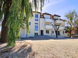 Ort 245، فندق في ريد إم إنكرايس