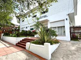 Hotel Maresias, hotel a Villa Gesell