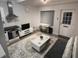 Lovely 1 Bed apartment available