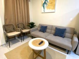 Cozy house 5 minutes from the airport, hotel v destinaci Las Flores