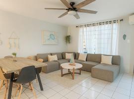 Tropical Tranquility - Corcega, Hotel in Stella