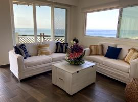 VIVO 2 Bedroom Ocean Front Condo 180 degree ocean views, hotel in Puerto Escondido