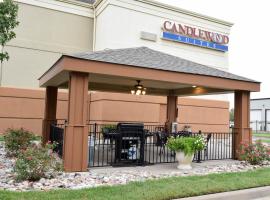 Candlewood Suites Wichita - Airport by IHG, kh&aacute;ch sạn gần S&acirc;n bay Wichita Dwight D. Eisenhower - ICT, Wichita