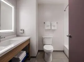 Garner Hotel Mahwah by IHG