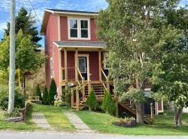 Top Guest Rated Luxury Home - The Crows Nest