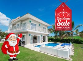 Luxury Private Villas with Pool, Private Beach, BBQ, hotel en Punta Cana