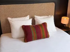 Cosy 2-Room Apartment for 4 Guests near Gent Sint-Pieters Station, and Close to the City Centre