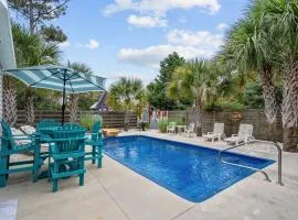 Amazing OKI Home with Guest Apt Pool Grill Area