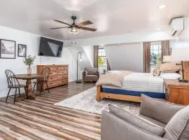 Peytons Luxury Suite at The Four Daughters Inn