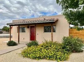 1 bedroom near NMSU. Washer and Dryer in unit, pets welcome.