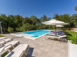 Apartments Cetri Hrasta