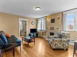 Midstream Executive 2BR Wi-Fi Parking