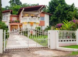 Holistic Wealth Retreat on the Holistic Wealth Trail