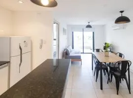 Depto para 3 con Balcón y Pileta-Bien Ubicado