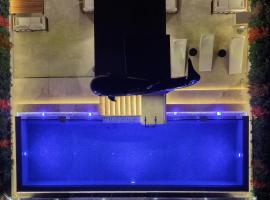 Solana sky pool boutique hotel - Adults only, ξενοδοχείο σε New cairo