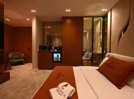 Solana Sky Pool Boutique Hotel