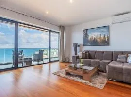 Ocean Vista- T2 Funchal