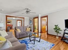 Spacious 3BR Parking Pet-Friendly