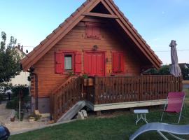 Chalet Colline et Lou, hotel v blízkosti zaujímavosti Paradis des Sources Music Hall (Wintzfelden)