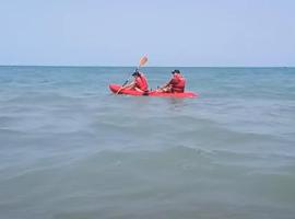 Polaris, Cerca a la mejor playa con bandera azul, hotel con estacionamiento en Cove&ntilde;as