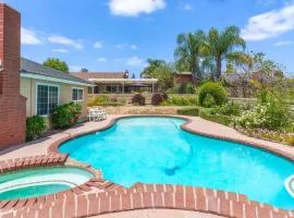 Marbella Lane - Contemporary 4BR Charm w Pool