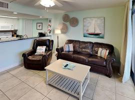 Laguna Reef #214 - Retreat on Rockport Bay, hotel in Rockport