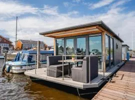 Harbour Lodge at Uitgeestermeer View