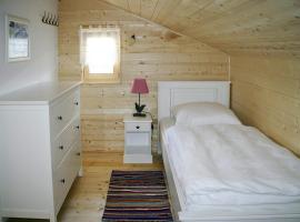 Ferienhaus im Landhausstil im Vital Camp Bayerbach, Hotel in Bayerbach