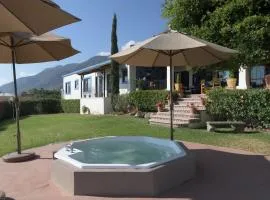 ANANA Casa de los Suenos - Villa with Thermal Water and Views