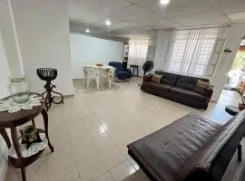Air-conditioned apartment in downtown Santa Marta