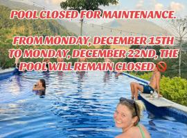 Vista Verde Lodge، بيت شباب في لانكوين