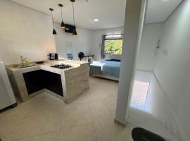 Flat Completo - No Centro do Capão, hotel in Vale do Capao