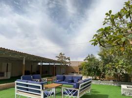 استراحة بهجة الأنظار, hotel in Sharīyah