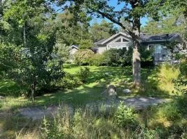 6 person holiday home in STRÖMSTAD