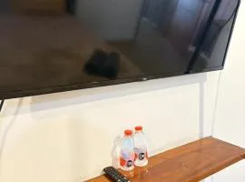 Seven Living Tamansari Mahogany Karawang