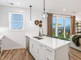 Huge Private Patio with Games & Skyline Views