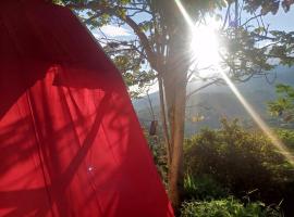 Cabaña tipi Ardilla Silvania Cundinamarca, khách sạn ở Silvania