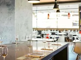 ibis Birmingham Airport Terminal Building - NEC