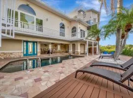 6B Waterfront Game Room Pool Hot Tub Dock