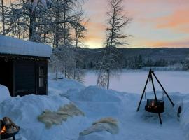 Modern Cottage With River Frontage Near Opphus, ξενοδοχείο σε Rødsbakken