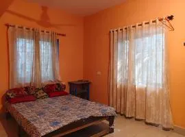 Chill house in ashwem beach