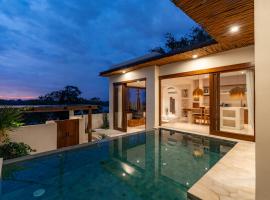 Villa Le Bijou by BaliSuperHost, hotel Mantaak városában